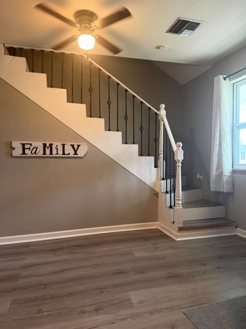 225 Guidry St, Bourg, LA 70343