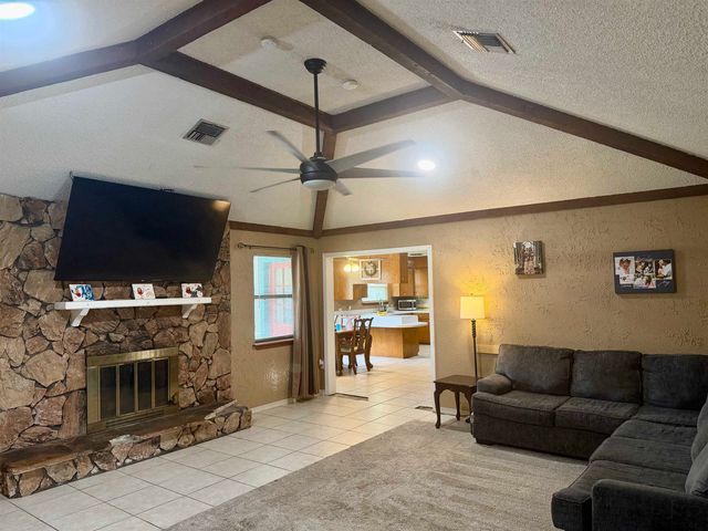 225 Guidry St, Bourg, LA 70343