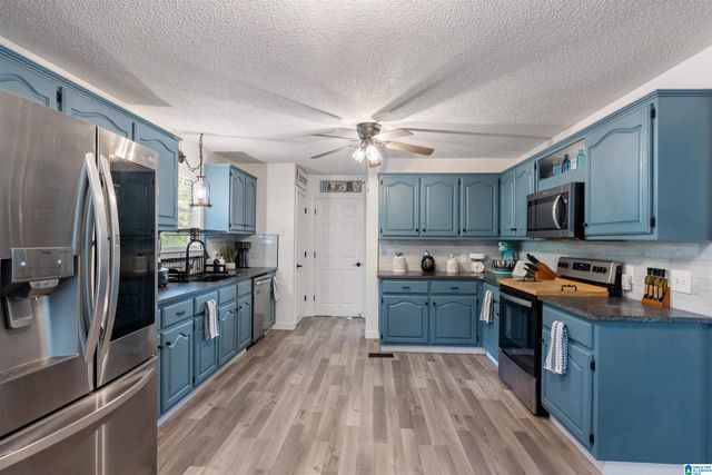 1602 PADDOCK LANE, Helena, AL 35080