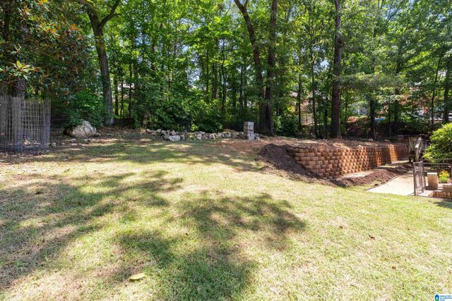 1602 PADDOCK LANE, Helena, AL 35080