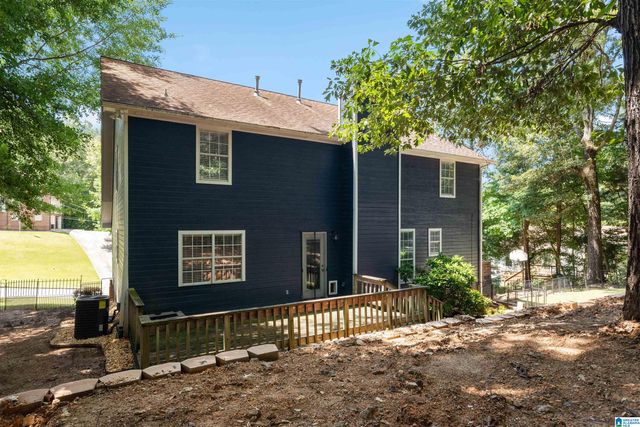 1602 PADDOCK LANE, Helena, AL 35080