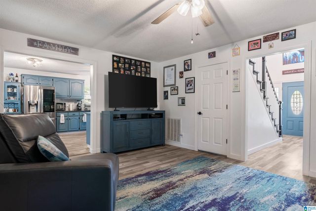 1602 PADDOCK LANE, Helena, AL 35080