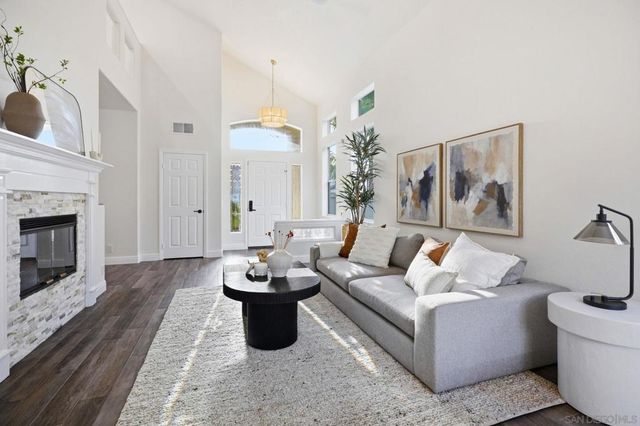 11391 Legacy Canyon Pl., San Diego, CA 92131