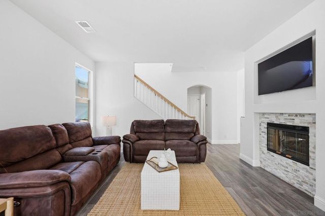 11391 Legacy Canyon Pl., San Diego, CA 92131