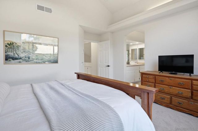 11391 Legacy Canyon Pl., San Diego, CA 92131