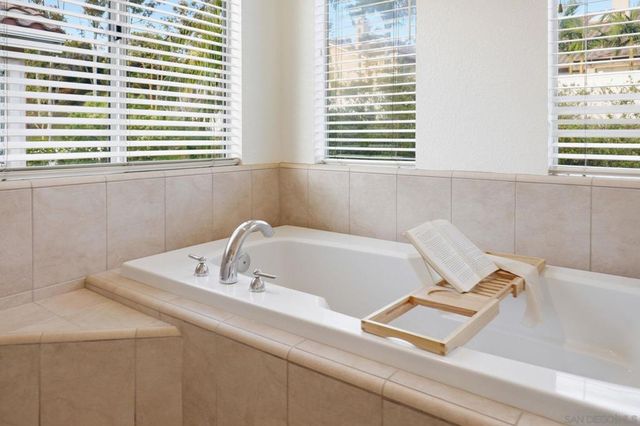 11391 Legacy Canyon Pl., San Diego, CA 92131