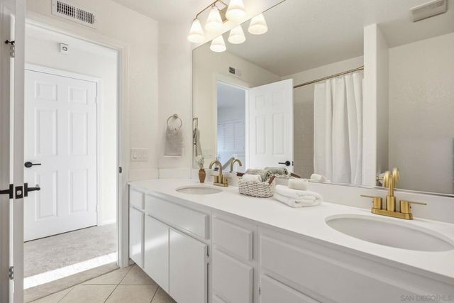 11391 Legacy Canyon Pl., San Diego, CA 92131