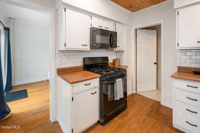 555 Delaware Avenue, Albany, NY 12209