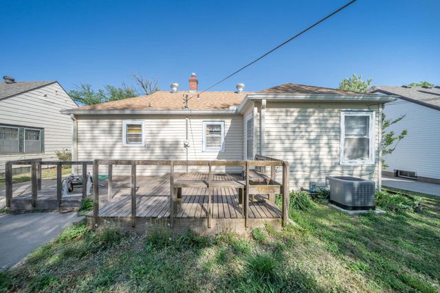 1511 N Burns St, Wichita, KS 67203