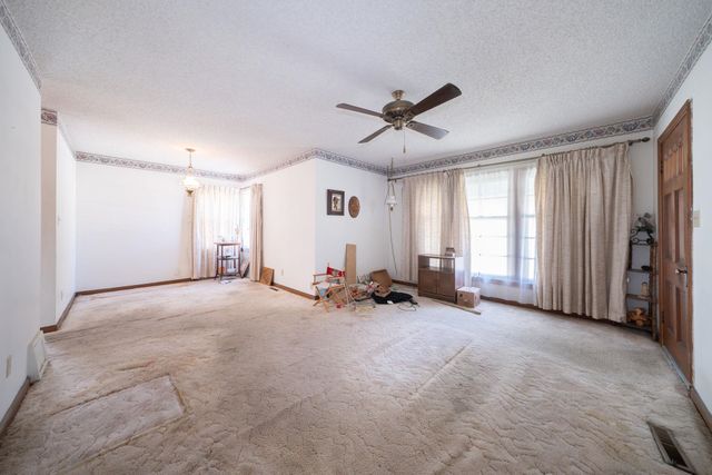 1511 N Burns St, Wichita, KS 67203