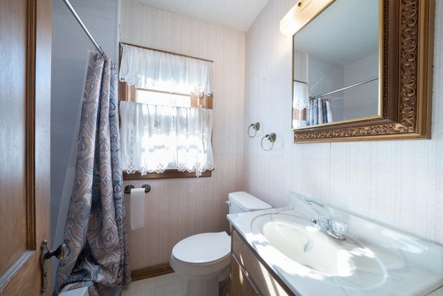 1511 N Burns St, Wichita, KS 67203