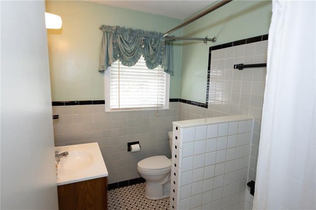 529 Lovejoy Street SE, Marietta, GA 30008