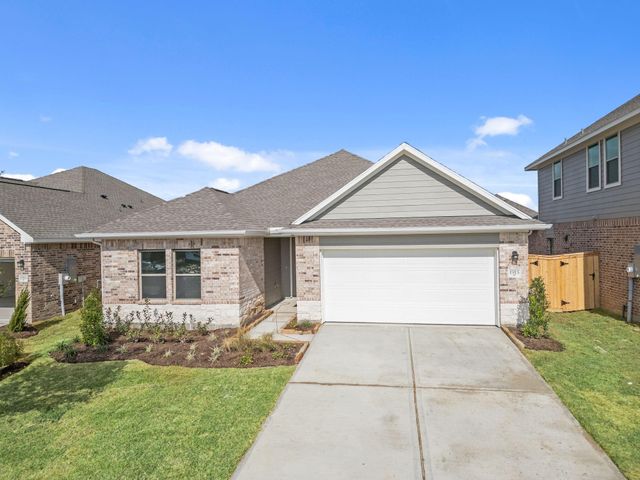 1915 Stargazer Lane, Angleton, TX 77515