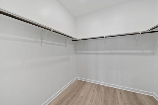 1915 Stargazer Lane, Angleton, TX 77515