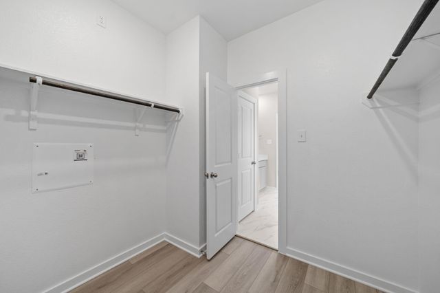 1915 Stargazer Lane, Angleton, TX 77515