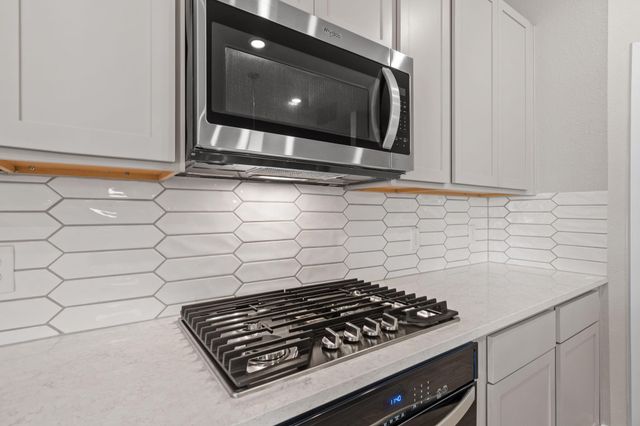 1915 Stargazer Lane, Angleton, TX 77515