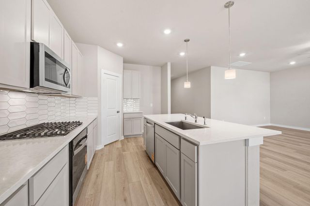 1915 Stargazer Lane, Angleton, TX 77515