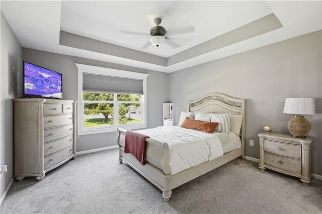 1300 Regency Drive, Kearney, MO 64060
