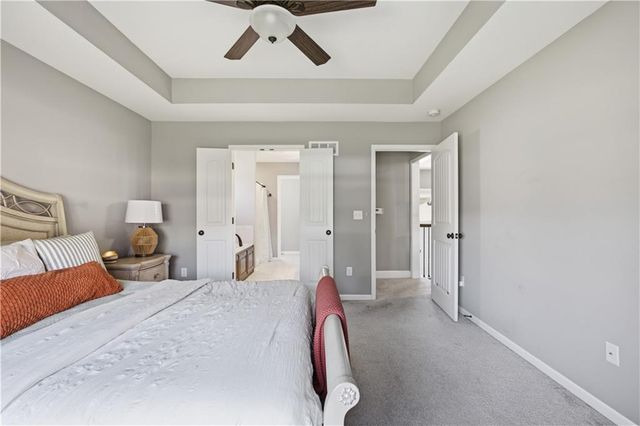 1300 Regency Drive, Kearney, MO 64060