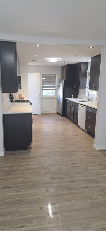 9140 S CENTRAL Avenue, Oak Lawn, IL 60453 — photo 5