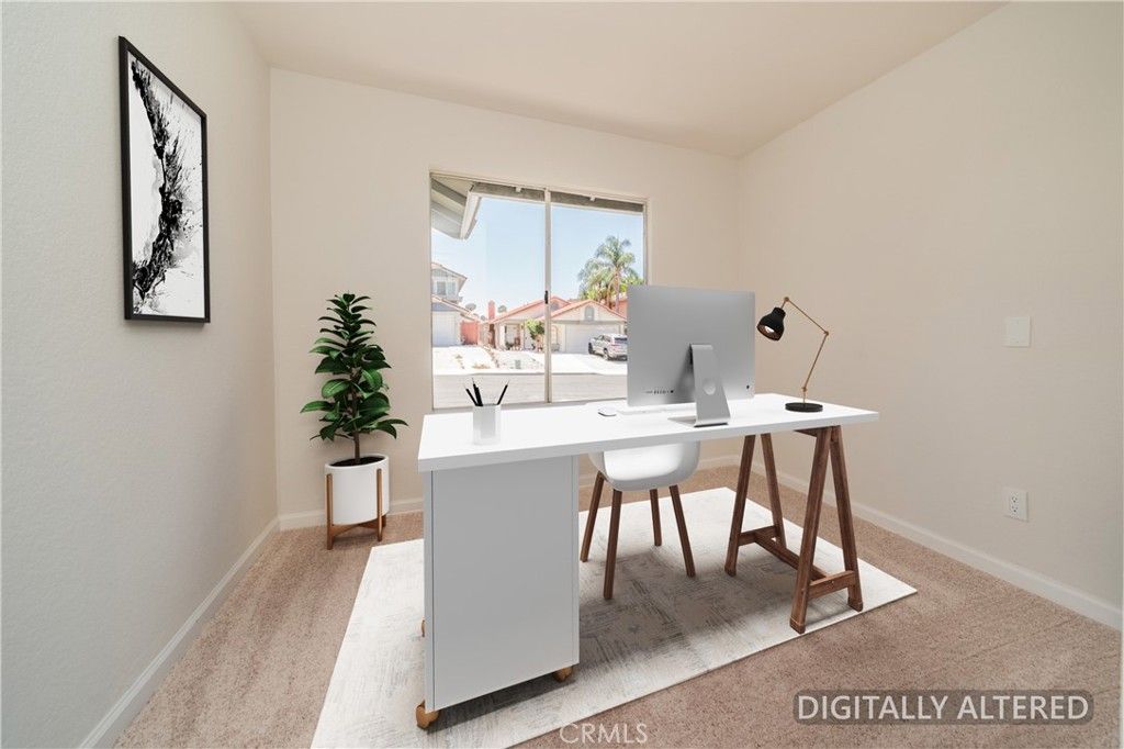 Image 15 of property listing at 11060 Le Grand Lane, Moreno Valley, CA 92557
