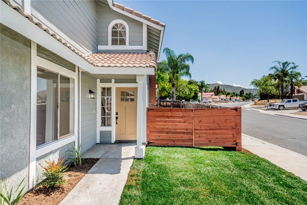 Image 2 of property listing at 11060 Le Grand Lane, Moreno Valley, CA 92557