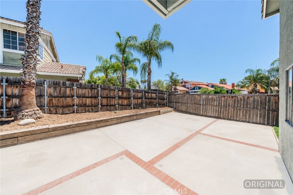 Image 29 of property listing at 11060 Le Grand Lane, Moreno Valley, CA 92557