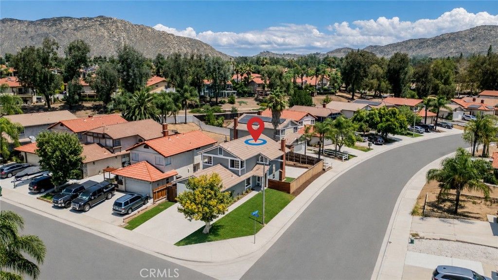 Image 32 of property listing at 11060 Le Grand Lane, Moreno Valley, CA 92557
