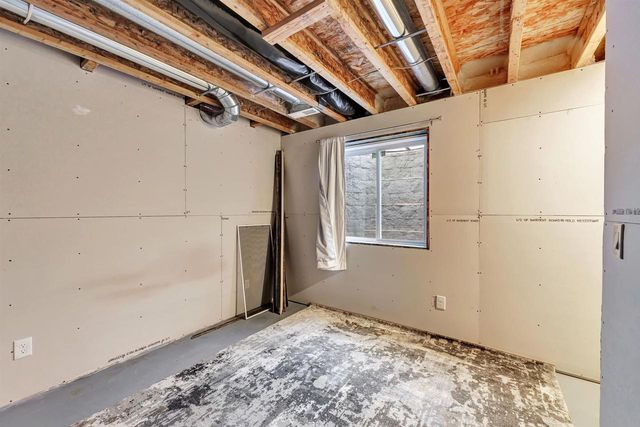 5012 W BOXWOOD LANE, Appleton, WI 54913