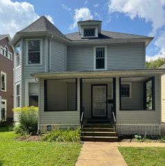 838 Hickory Street, Waukegan, IL 60085
