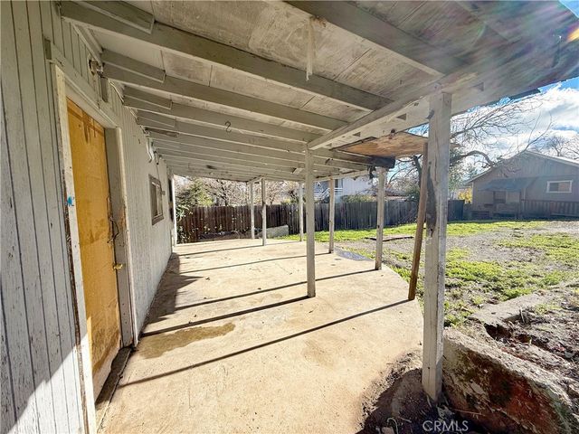 560 1st, Lakeport, CA 95453