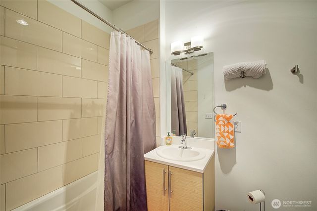3444 California Avenue SW, Seattle, WA 98116