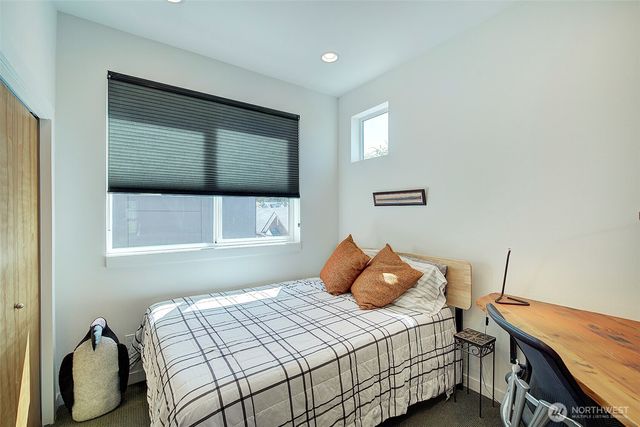 3444 California Avenue SW, Seattle, WA 98116