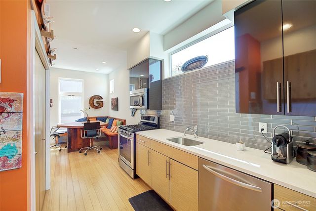 3444 California Avenue SW, Seattle, WA 98116