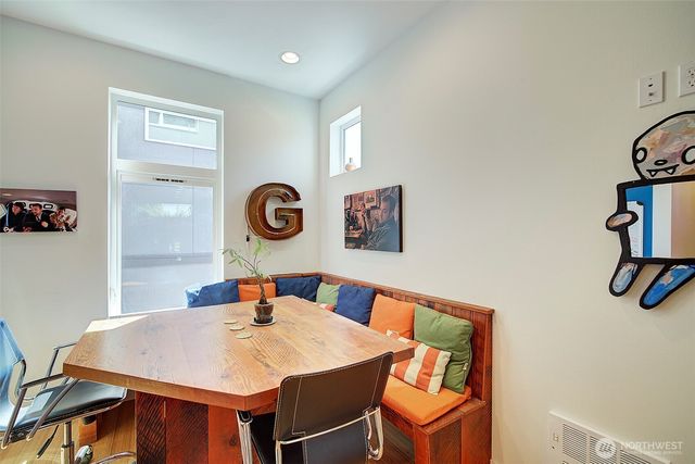3444 California Avenue SW, Seattle, WA 98116