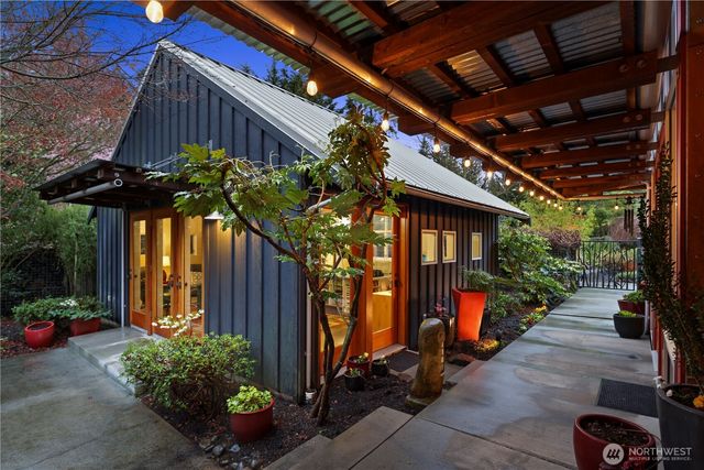 10623 NE 155th Place, Bothell, WA 98011