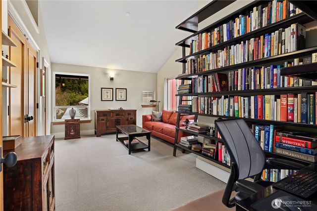 10623 NE 155th Place, Bothell, WA 98011