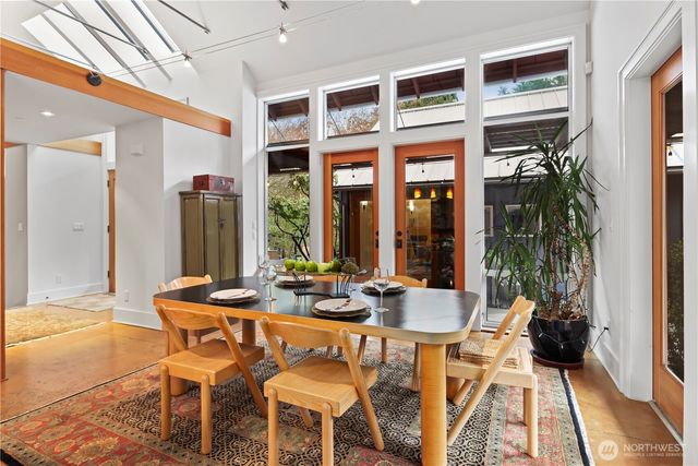 10623 NE 155th Place, Bothell, WA 98011