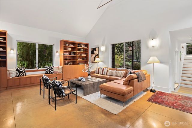 10623 NE 155th Place, Bothell, WA 98011