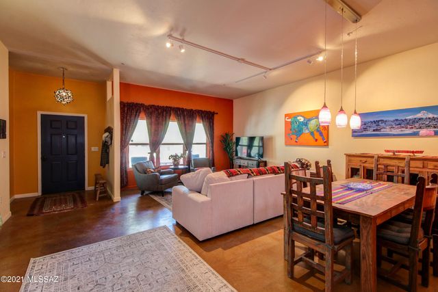 5324 S Civano Boulevard, Tucson, AZ 85747