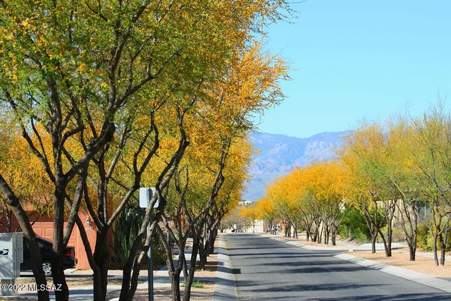 5324 S Civano Boulevard, Tucson, AZ 85747