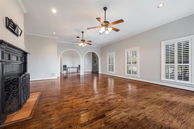 6 Stillwaters Drive, Heath, TX 75032