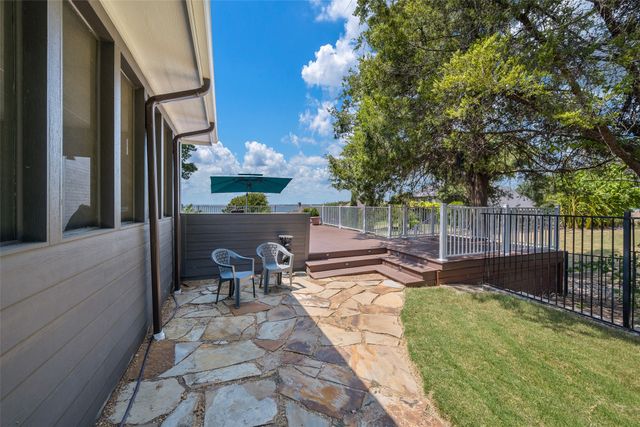 6 Stillwaters Drive, Heath, TX 75032
