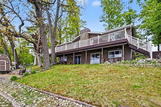 86500 60th Street, Decatur, MI 49045