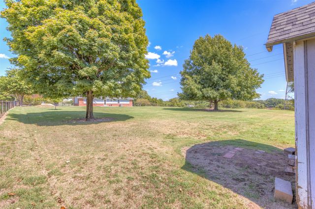 20714 W 5th Street S, Sand Springs, OK 74063