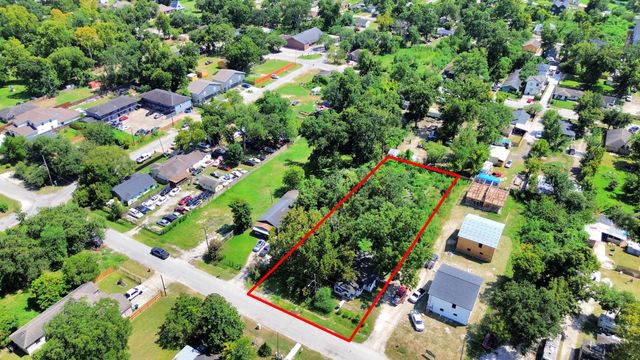 1017 Wall Street, Houston, TX 77088