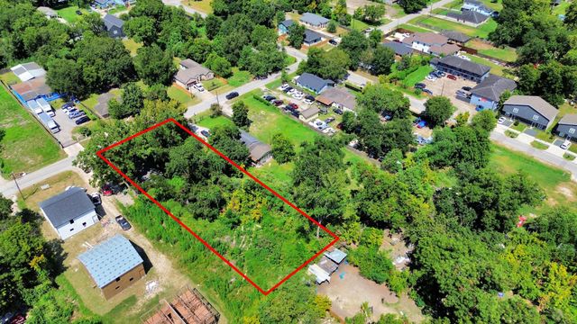 1017 Wall Street, Houston, TX 77088