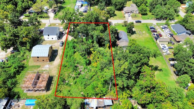 1017 Wall Street, Houston, TX 77088