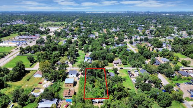 1017 Wall Street, Houston, TX 77088