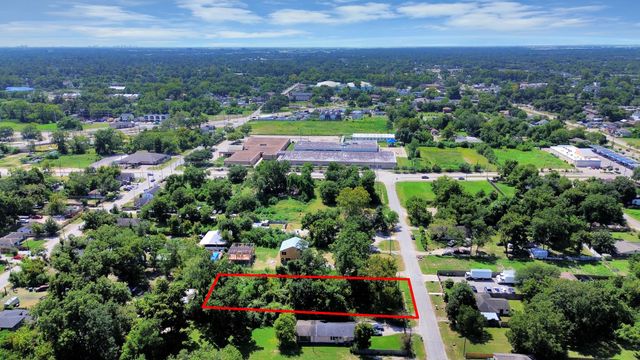 1017 Wall Street, Houston, TX 77088